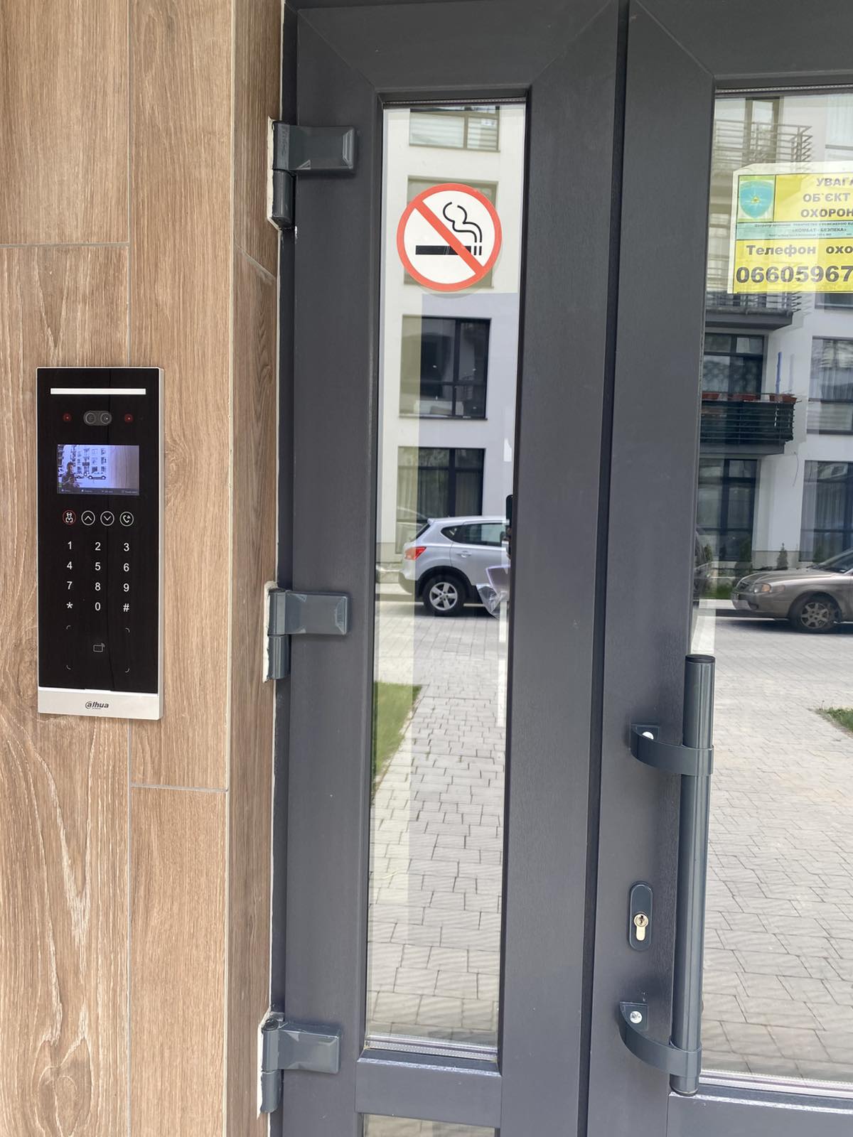 Панель виклику з відеокамерою